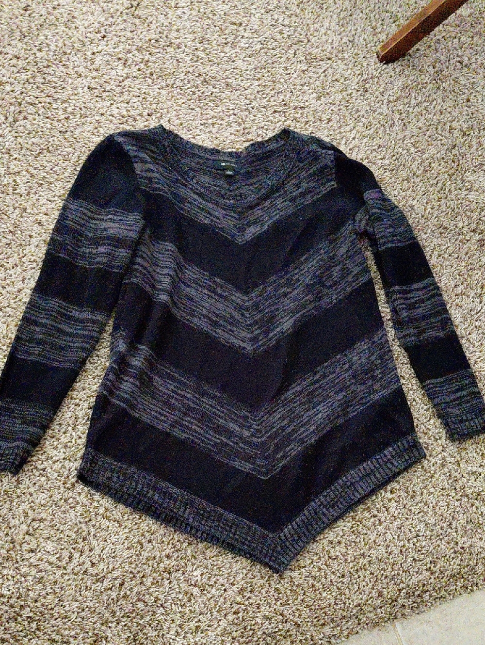 AB Studio Black and Gray Chevron Pointed Hem Sweater
